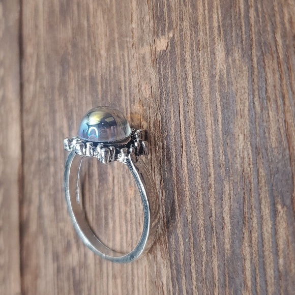 Size 7 R375 - Picture 2 of 2